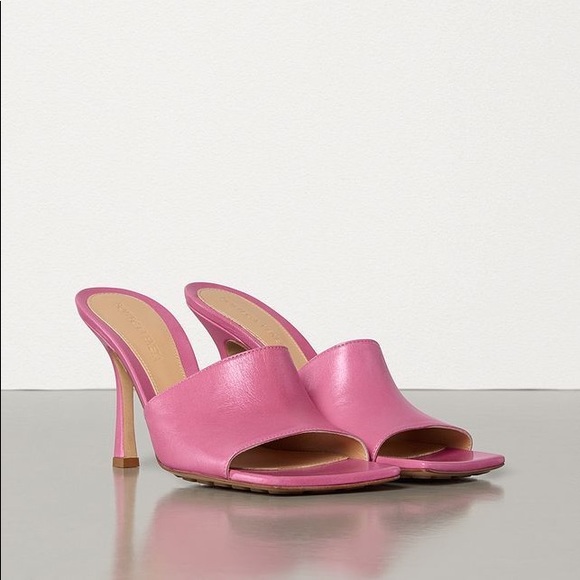 Bottega Veneta Sandals - Picture 3 of 8